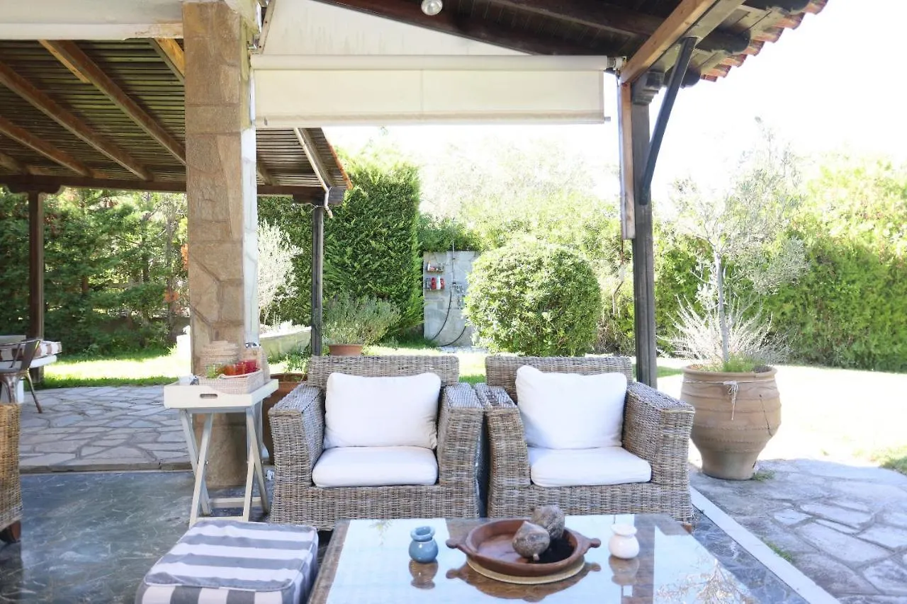 Villa Delta 2 - Steps To Beach And Mamalouka Blue Carpet Hanioti 0*,  Greece